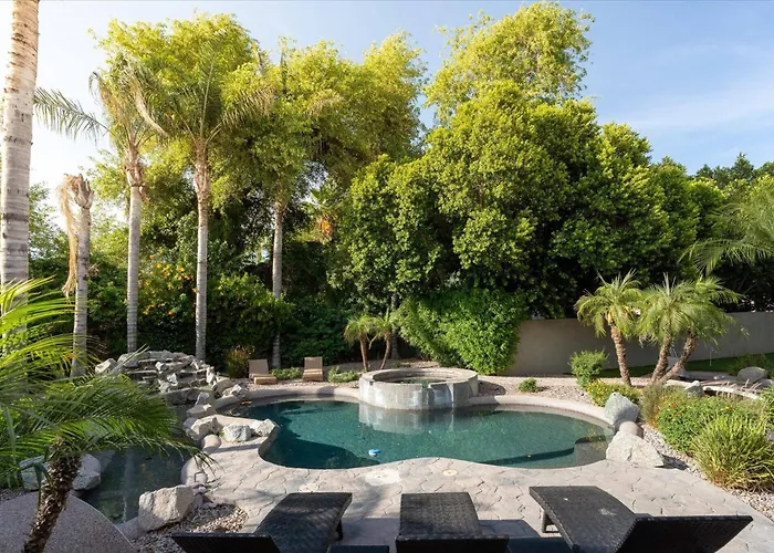 8br Phoenician Mansion W/ Hot Tub&pool-heat Avail! * Phoenix